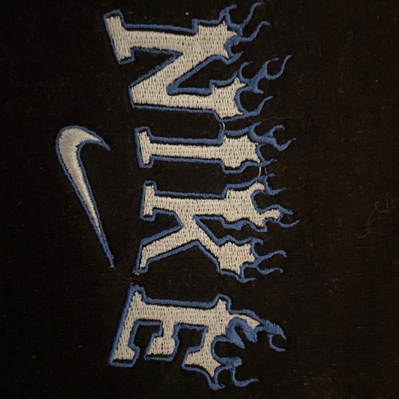 Crew neck - Picture 2 of 2